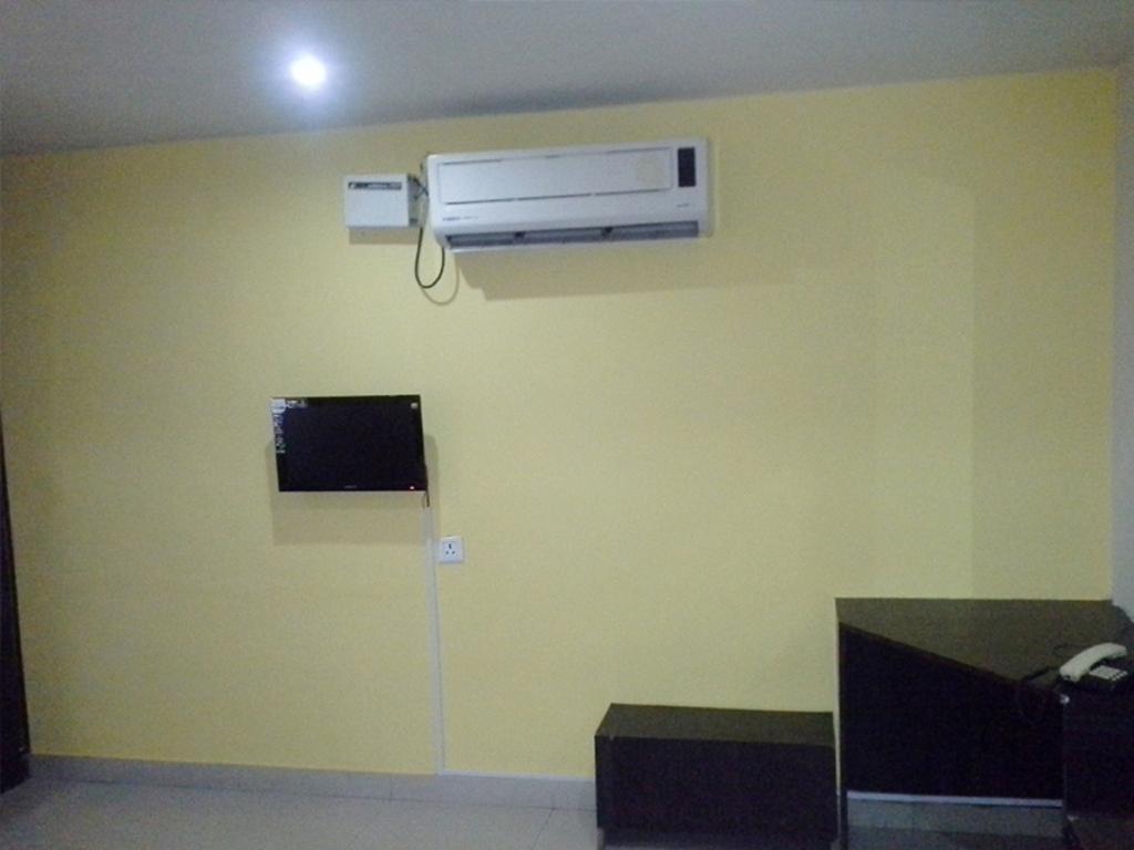 Hotel Amogha Residency Hyderabad Exterior photo